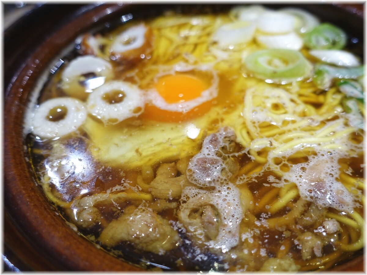 綾川4 鍋焼きラーメンの具