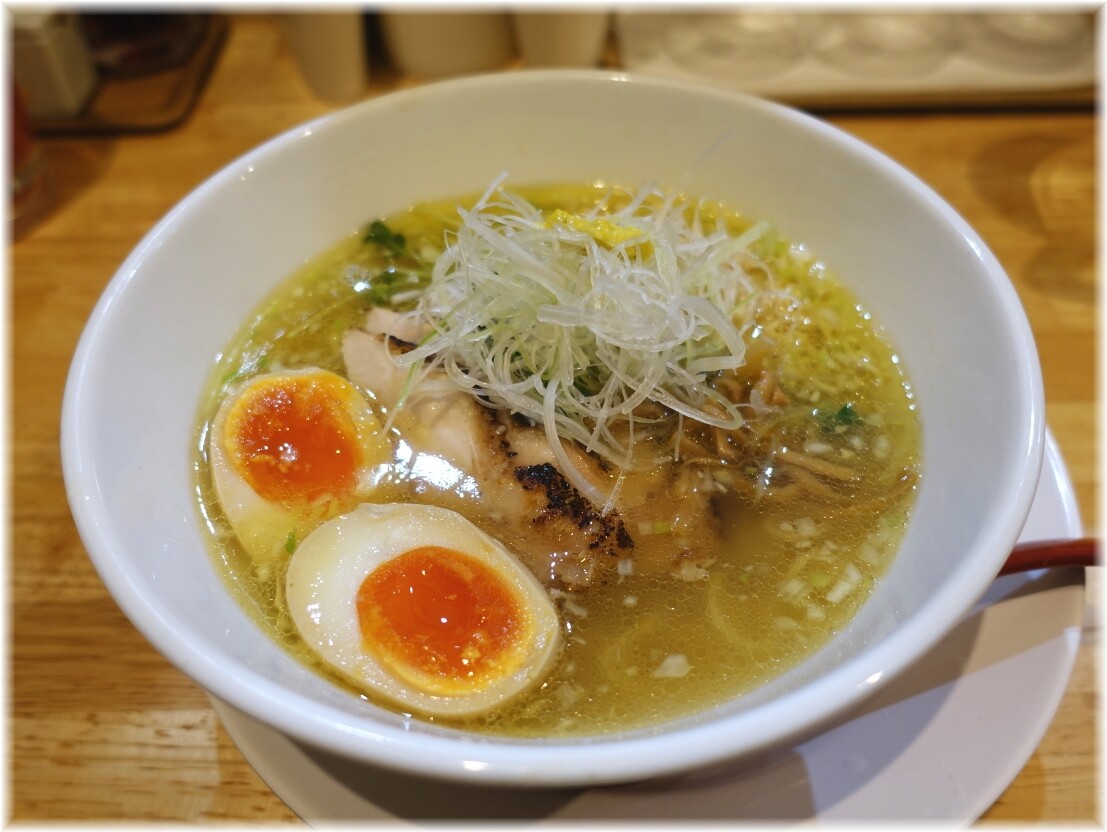 大喜15 鶏そばに味玉トッピング