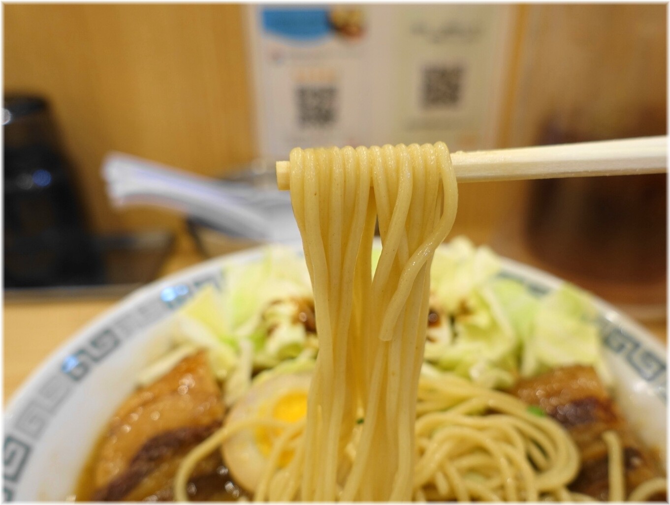 桂花ラーメン新橋虎ノ門店 太肉麺の麺