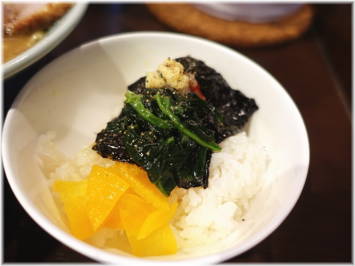 いずみ家 ライスに海苔等の調味料