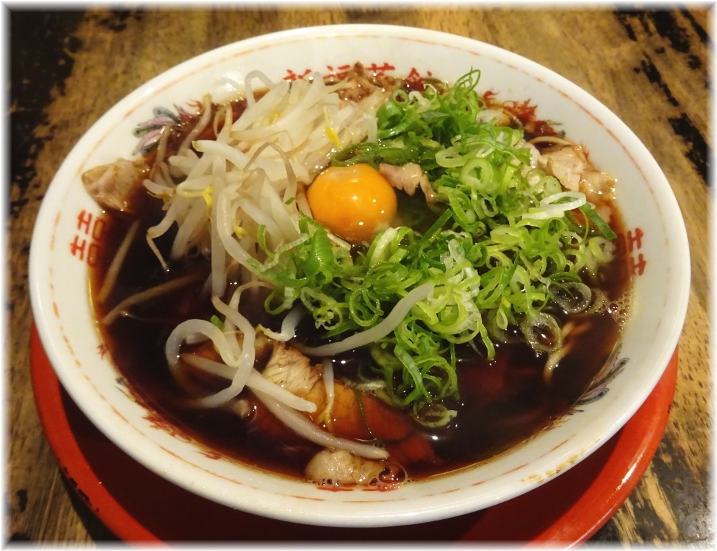 新福菜館麻布十番店2 中華そば(並)+たまご(生)
