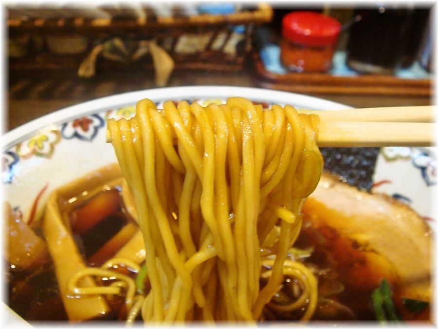 松虎亭 盛岡醤油老麺の麺
