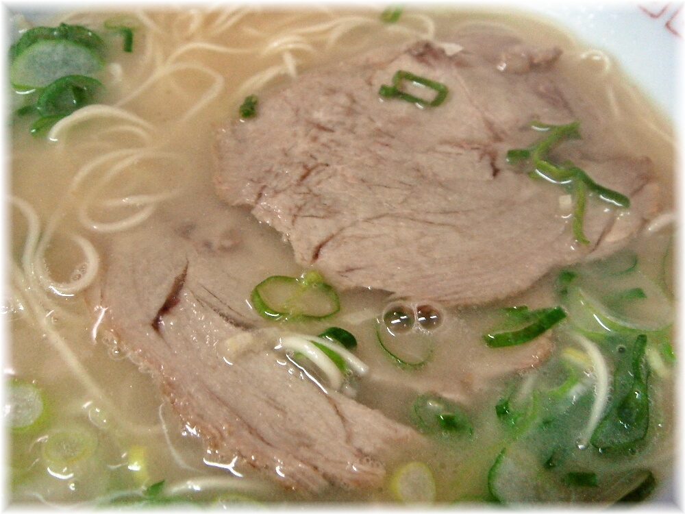 博多大砲ラーメン チャーシュー