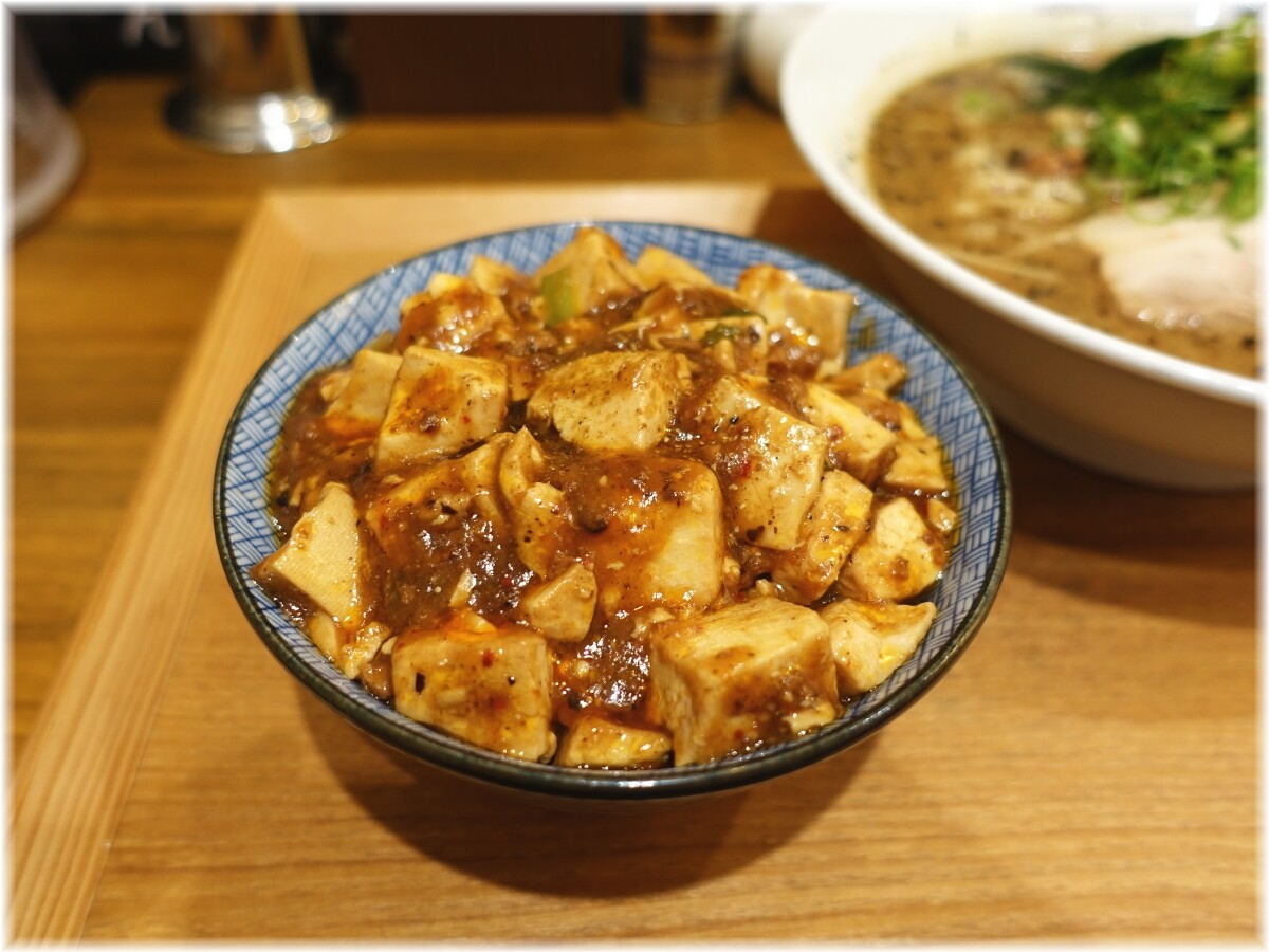 伊蔵八味噌らーめん マーボー丼