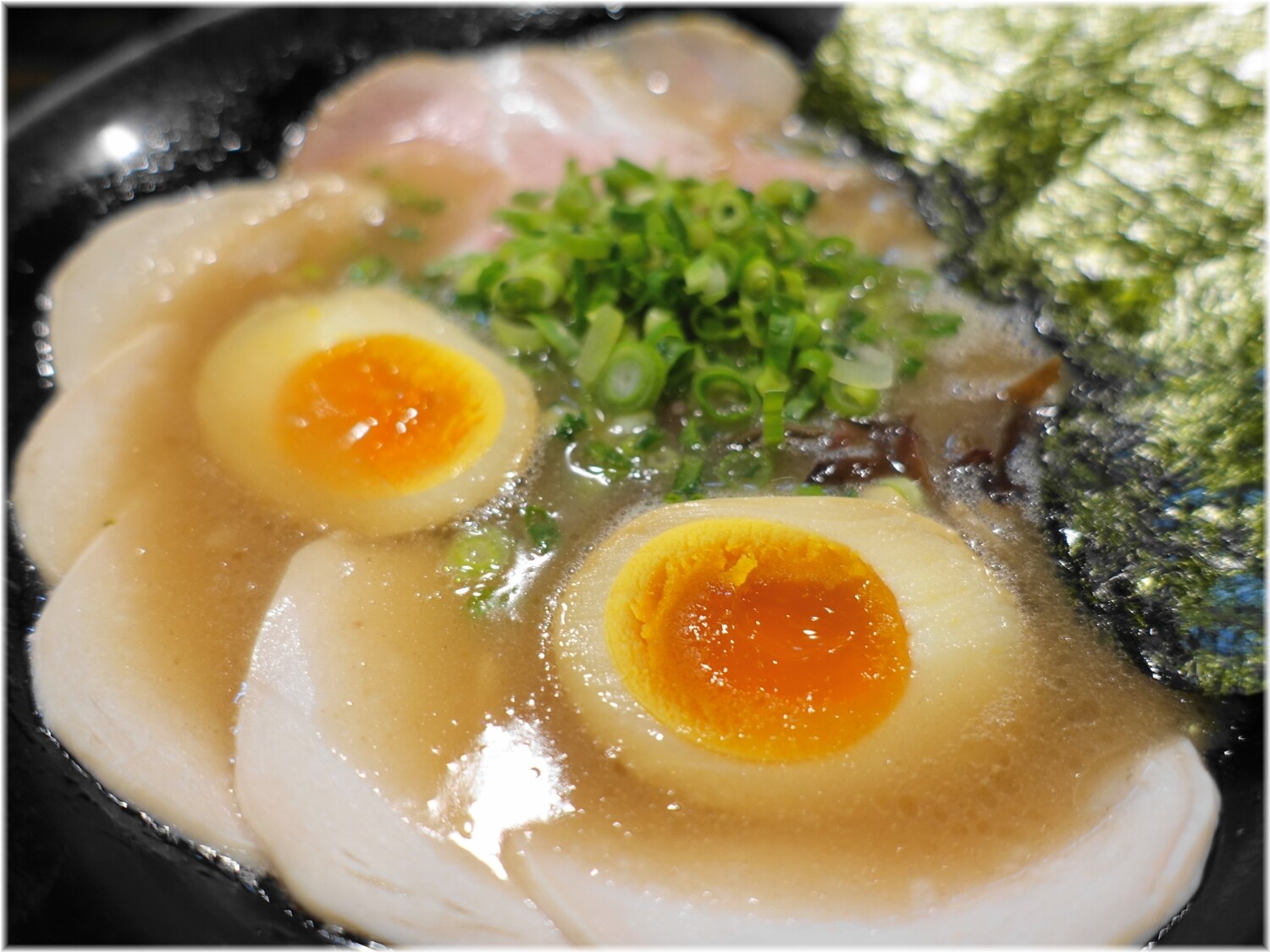 博多一瑞亭14 特製豚骨ラーメンの具
