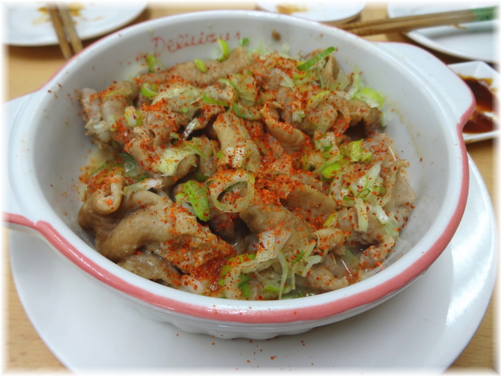 中華三陽2 モツ煮