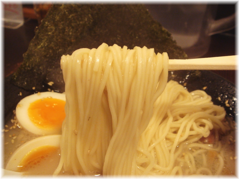 學虎 白虎の麺