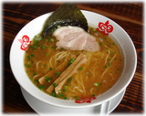 らーめん 本竈 正油らーめん(魚ダシ強め)