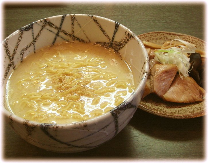 風来居 塩ラーメンと具のとろ肉