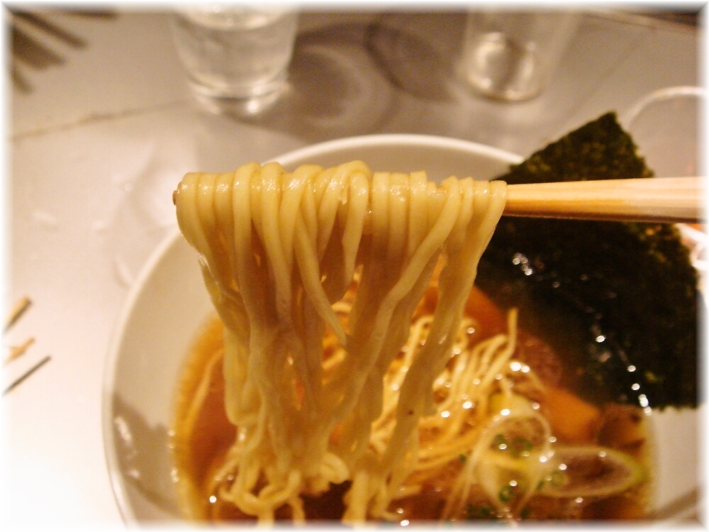 ソラノイロ2 ラーメンの麺