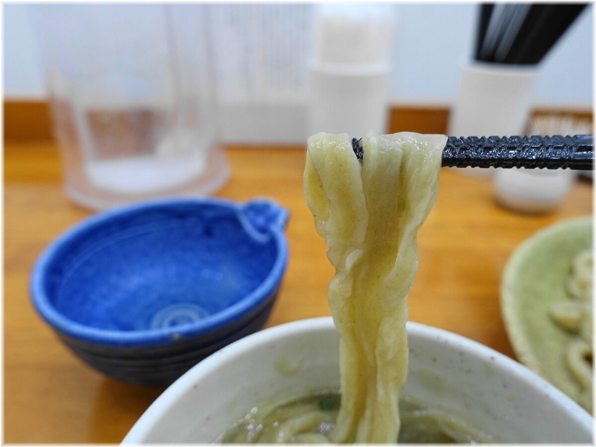 和渦製麺 手打ち式極太麺2