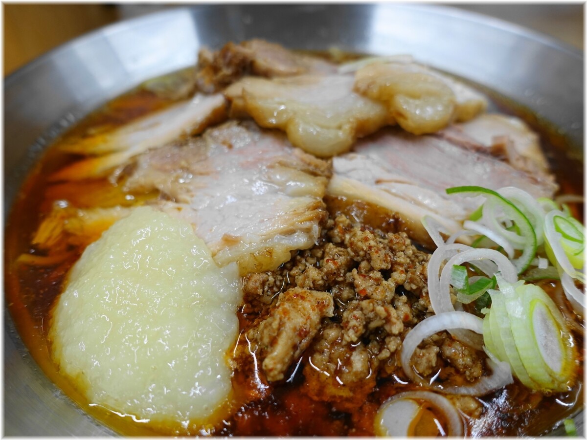 王子金麦ラーメン 激辛チャーシュー麺にんにくW増しの具