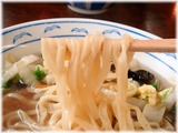一品香 絶品たんめんの麺