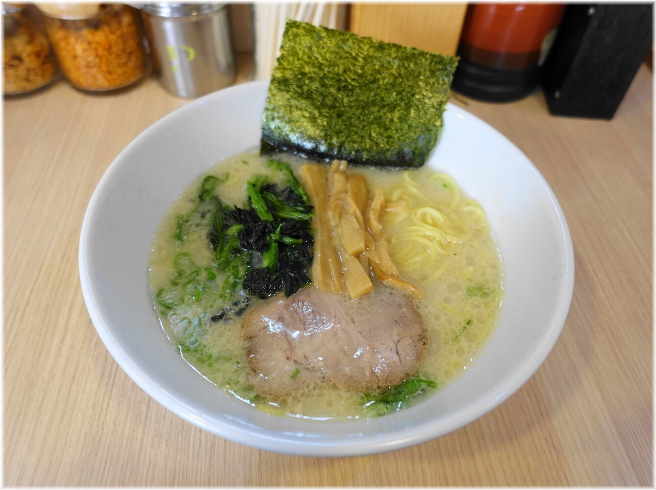 たちひら 塩豚骨らーめん