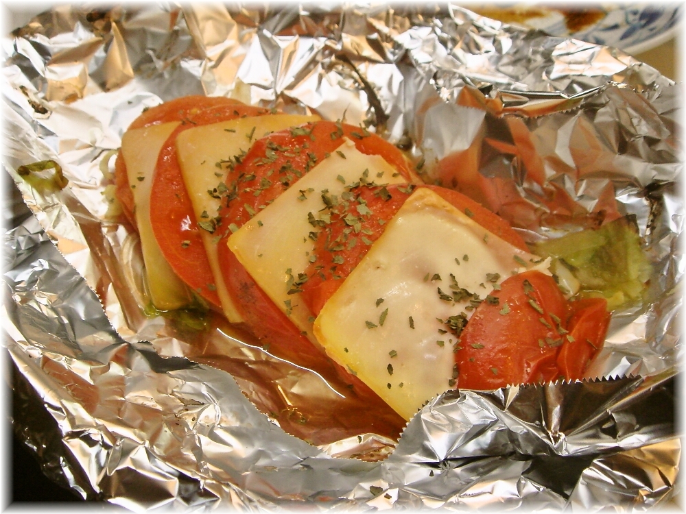 花山(屋台) トマトのチーズ焼き