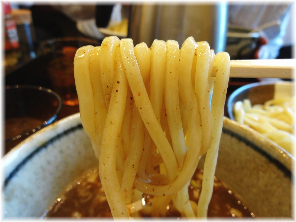 麺屋甍 濃厚鰹つけ麺の麺