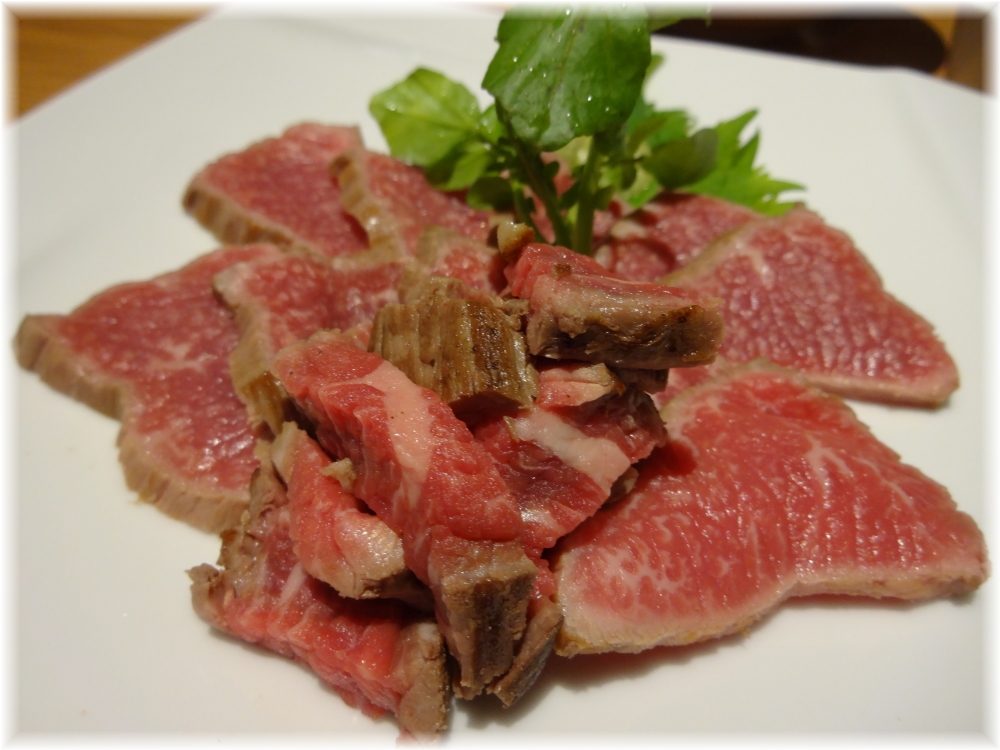 Gracia 仙台牛A5しきんぼうのタタキ