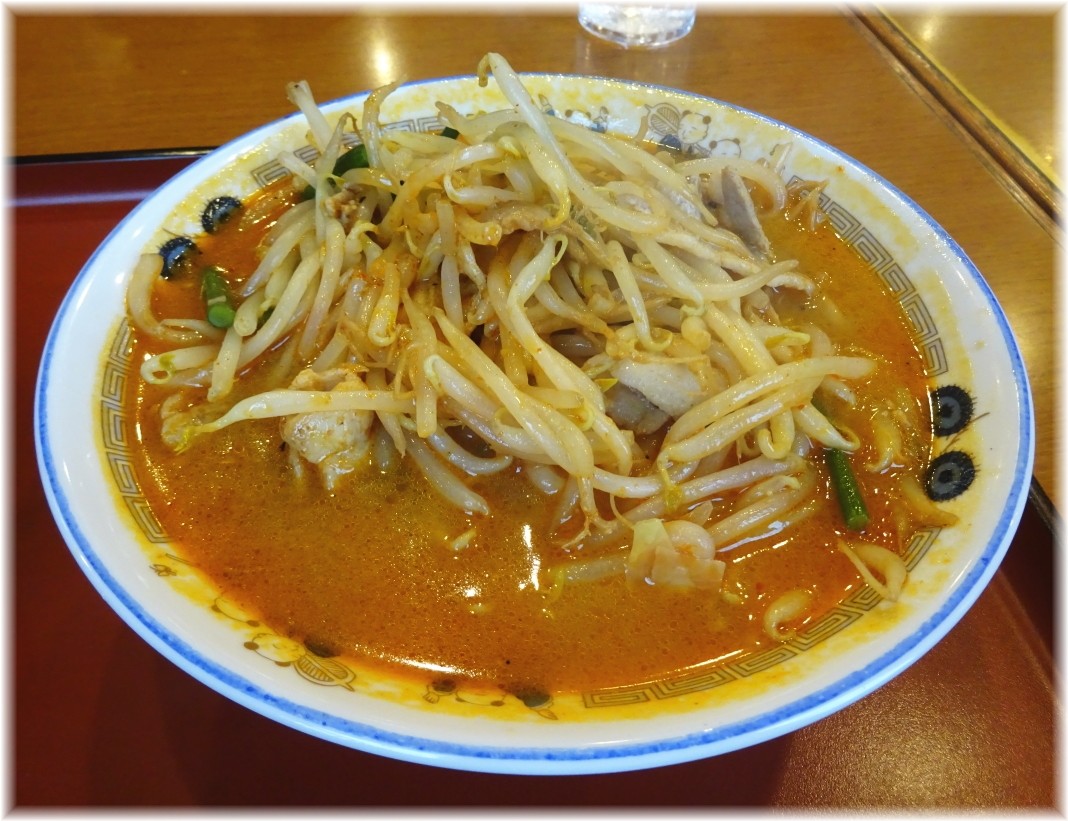 山田うどん ピリ辛みそラーメン