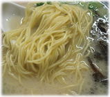博多ラーメン しばらく ラーメンの麺