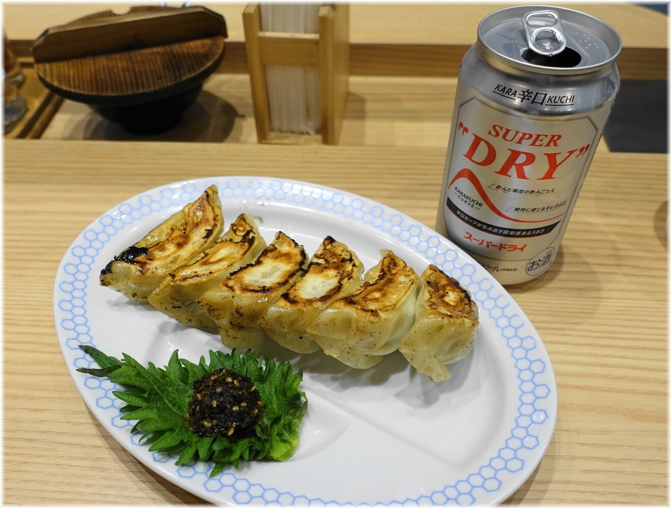 舎鈴アトレ川崎店5 大葉巻き生七味ぎょうざ