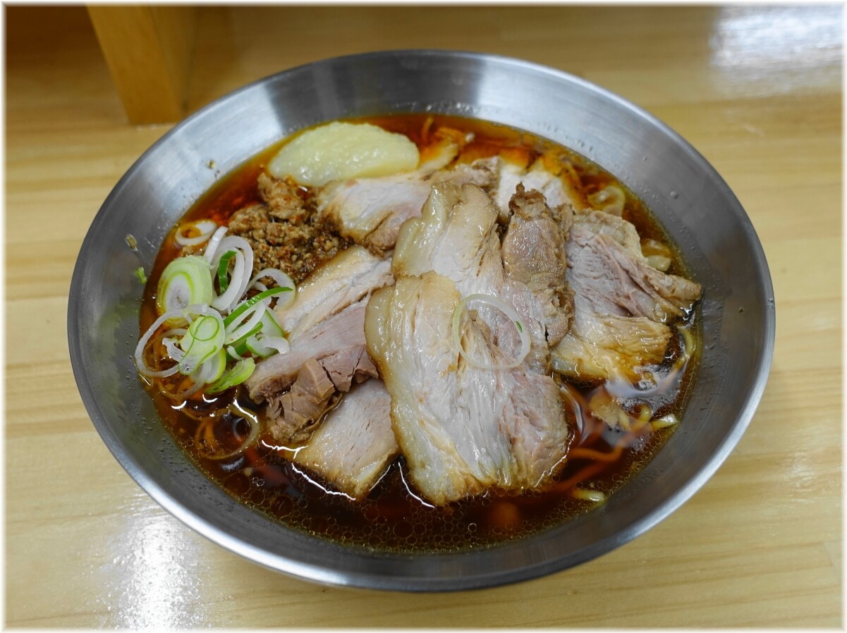 王子金麦ラーメン 激辛チャーシュー麺にんにくW増し