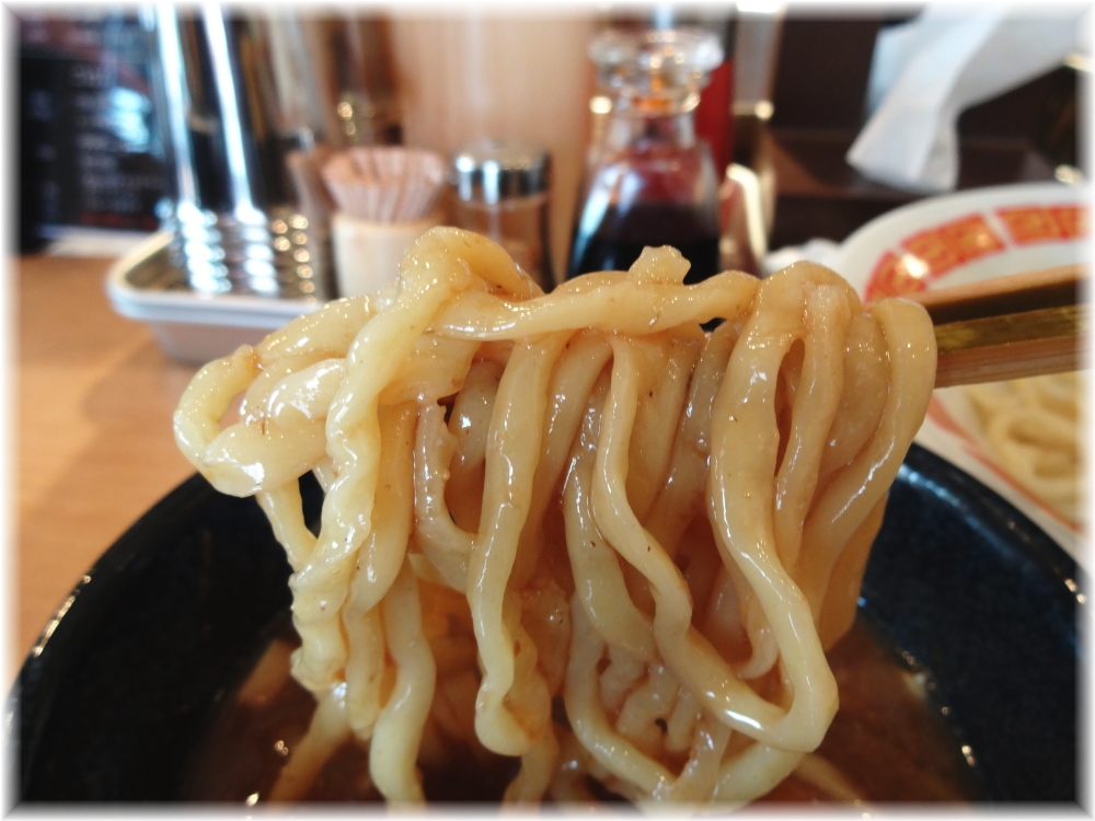 凪Noodle BAR つけ麺の太麺