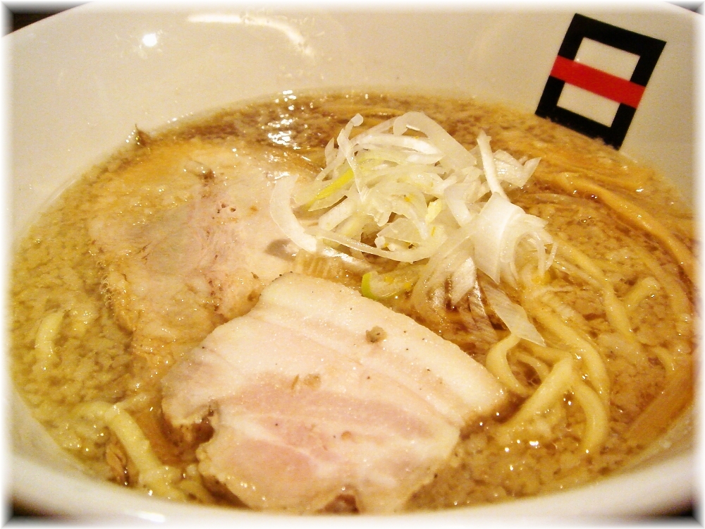 麺処hachi2 背脂煮干ラーメンの具