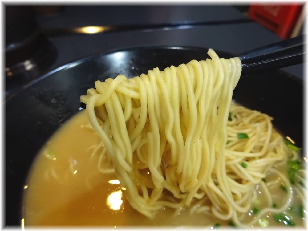 あかつき ラーメンの麺