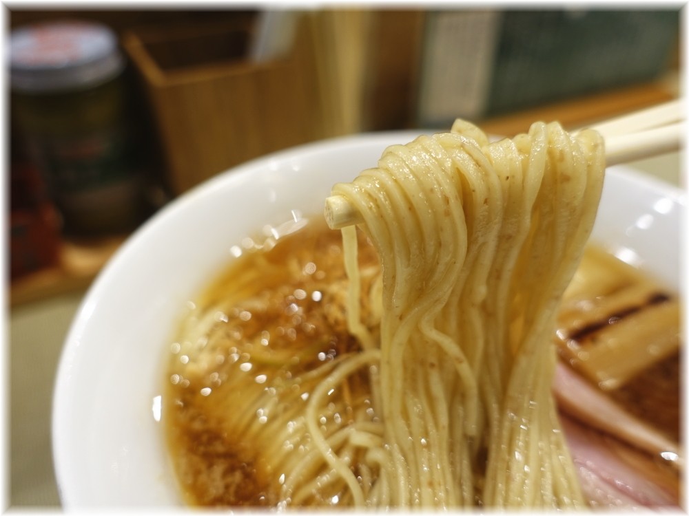 鴨to葱 鴨らぁ麺の麺