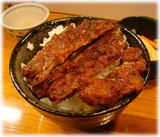 グスタメン 排骨丼