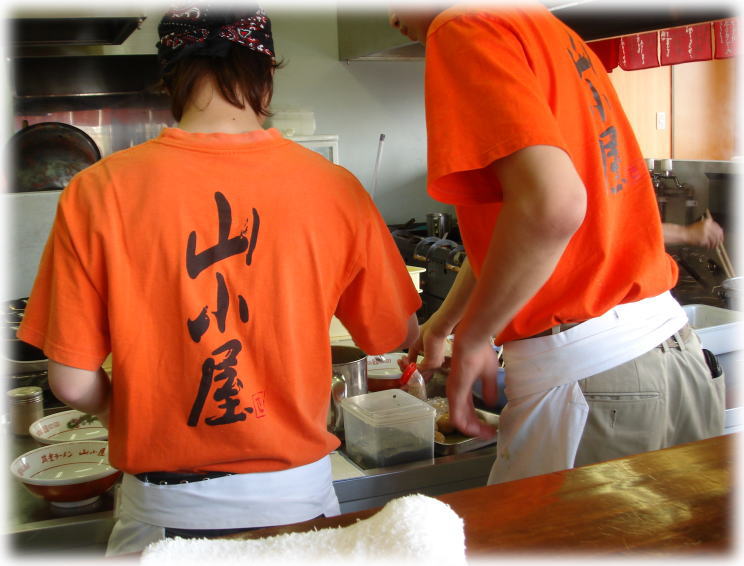 山小屋香春本店 店員さん