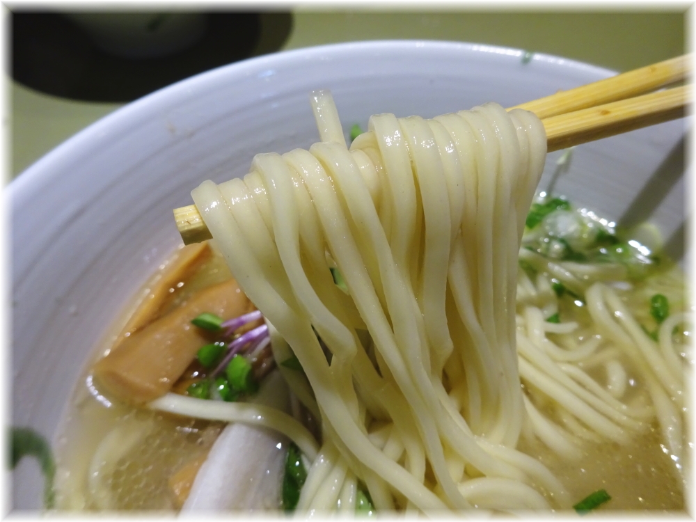 ロ麺ズ らーめん塩の麺