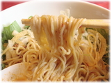 栄新楼 冷し担々麺の麺