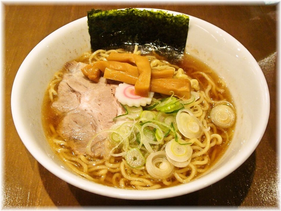 汁八番 煮干し醤油らぁめん