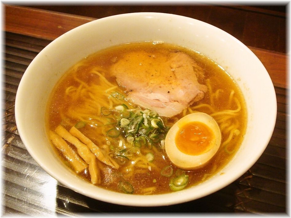 魂 醤油らーめん