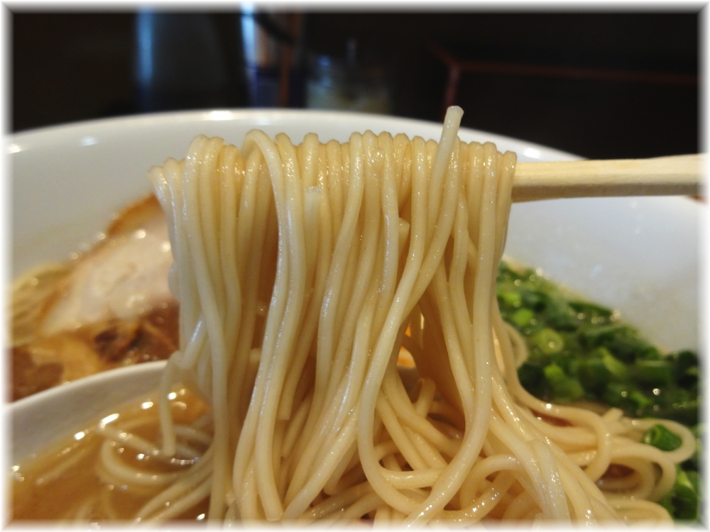 十兵衛 十兵衛らーめんの麺