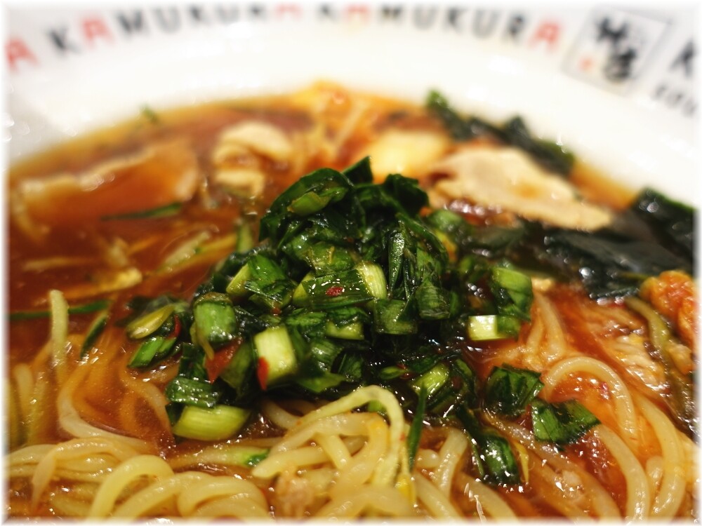 神座渋谷店2 冷たいおいしいラーメンにニラ