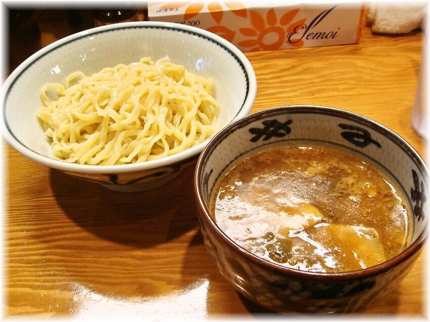 月と鼈 濃厚煮干しつけ麺