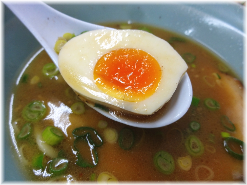 近藤家 塩チャーシューメンの味玉