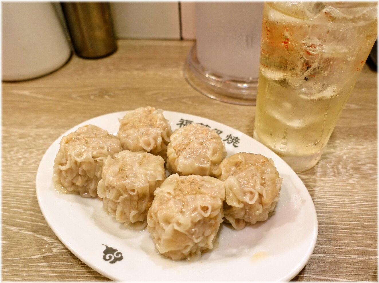 福龍叉焼 焼売とハイボール