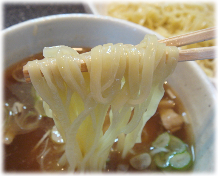 丸富 つけ麺の麺