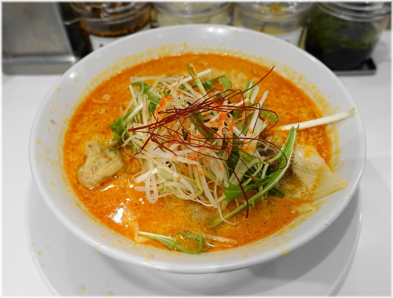 広州市場田町タワー店2 雲呑担々麺