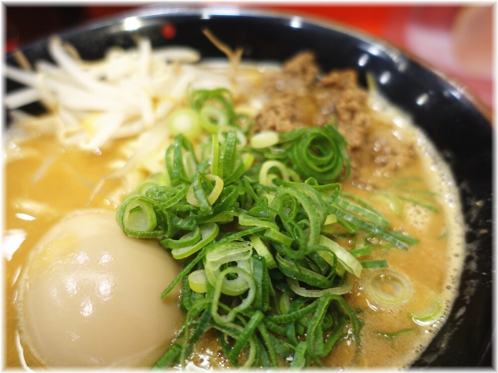天下一品田町店8 味噌ラーメンの具