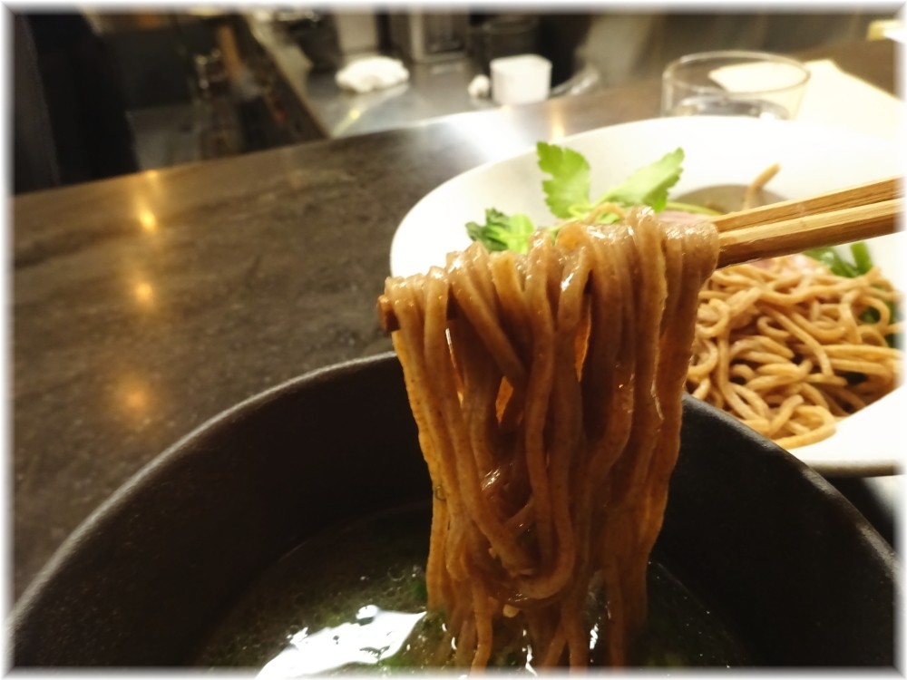 MENSHO 挽きたて小麦つけめんの麺