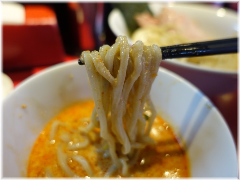 こてんぱん 特製冷やし担々つけ麺の麺