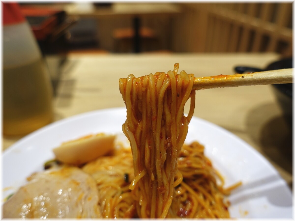 俺式純 俺式ラー醤辛子油そばの麺