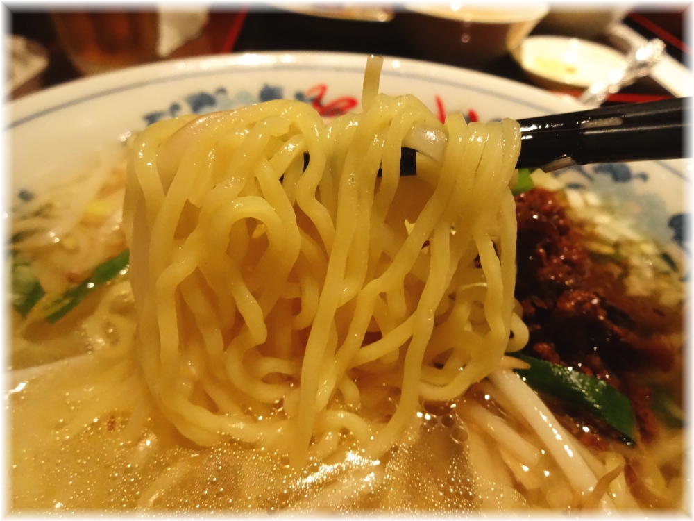 阿里城 台湾風担子麺の麺