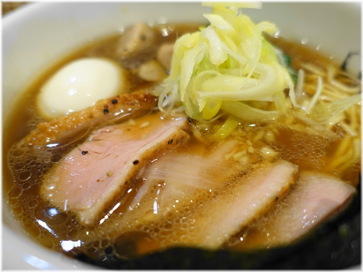 満鶏軒並木橋店 特製生姜醤油鴨中華そばの具