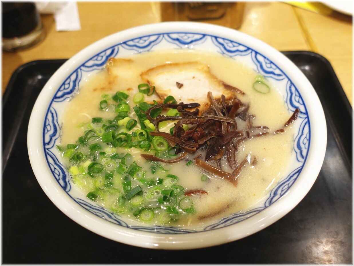 由丸大手町店 博多ラーメン