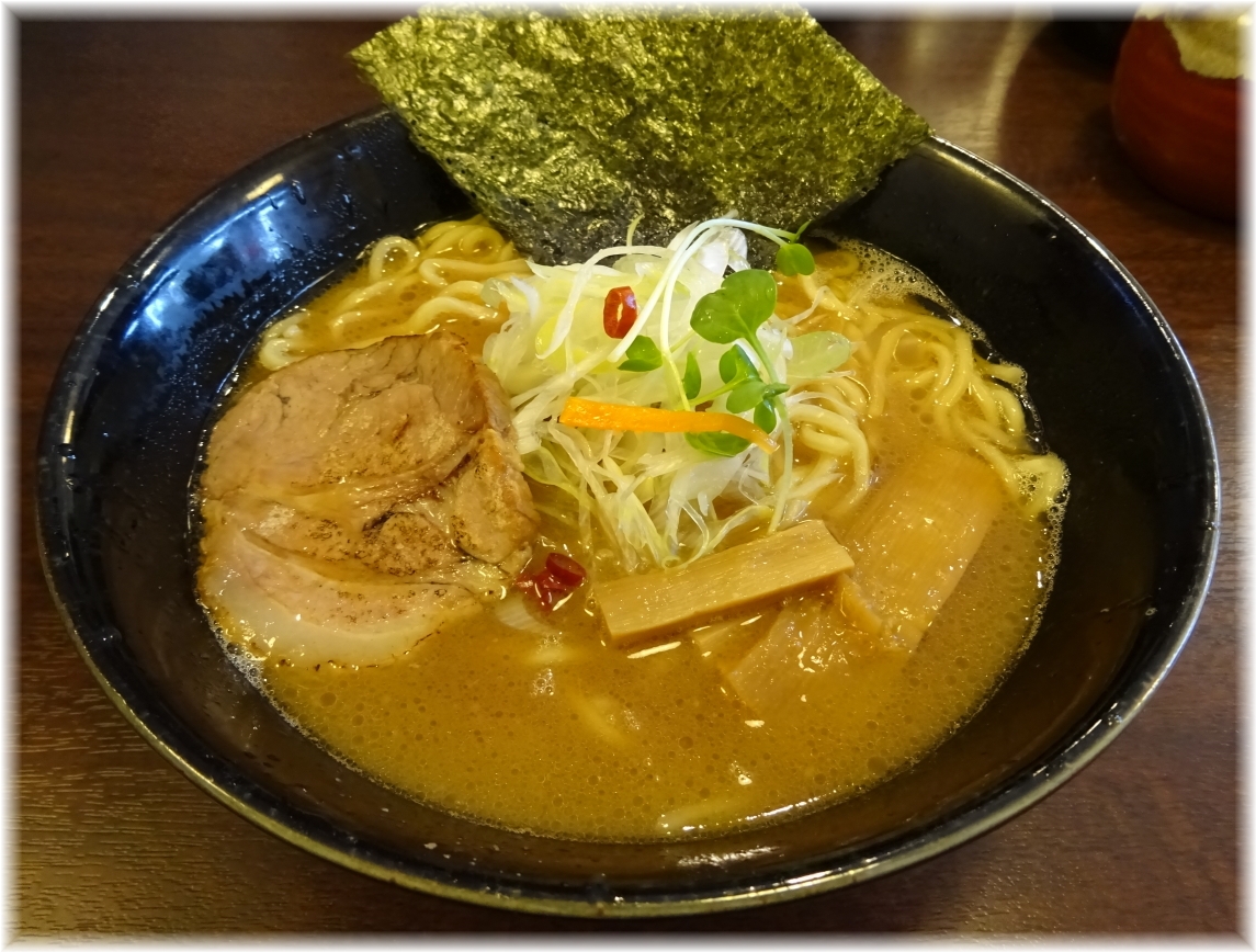 はせ川 らぁ麺(並盛)
